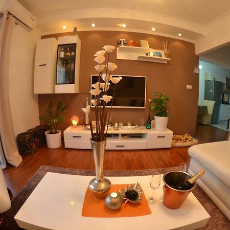 Apartment Beg Rab Town Luaran gambar