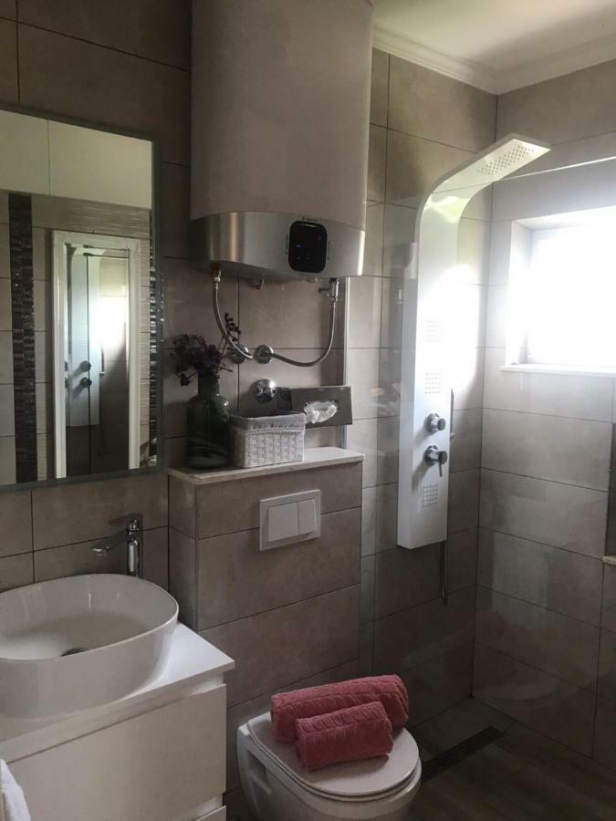 Apartment Beg Rab Town Luaran gambar