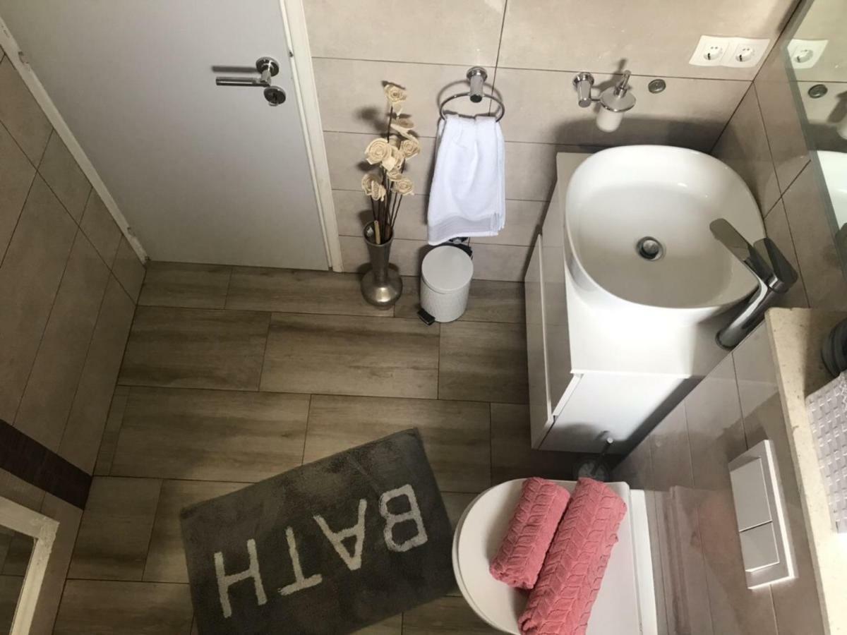 Apartment Beg Rab Town Luaran gambar