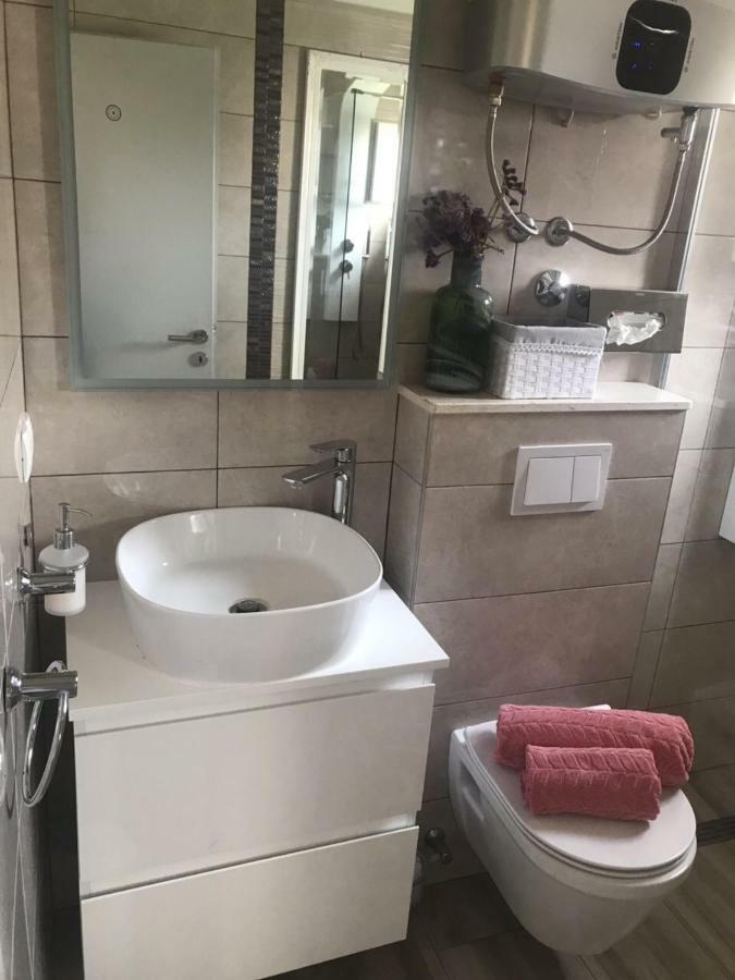 Apartment Beg Rab Town Luaran gambar