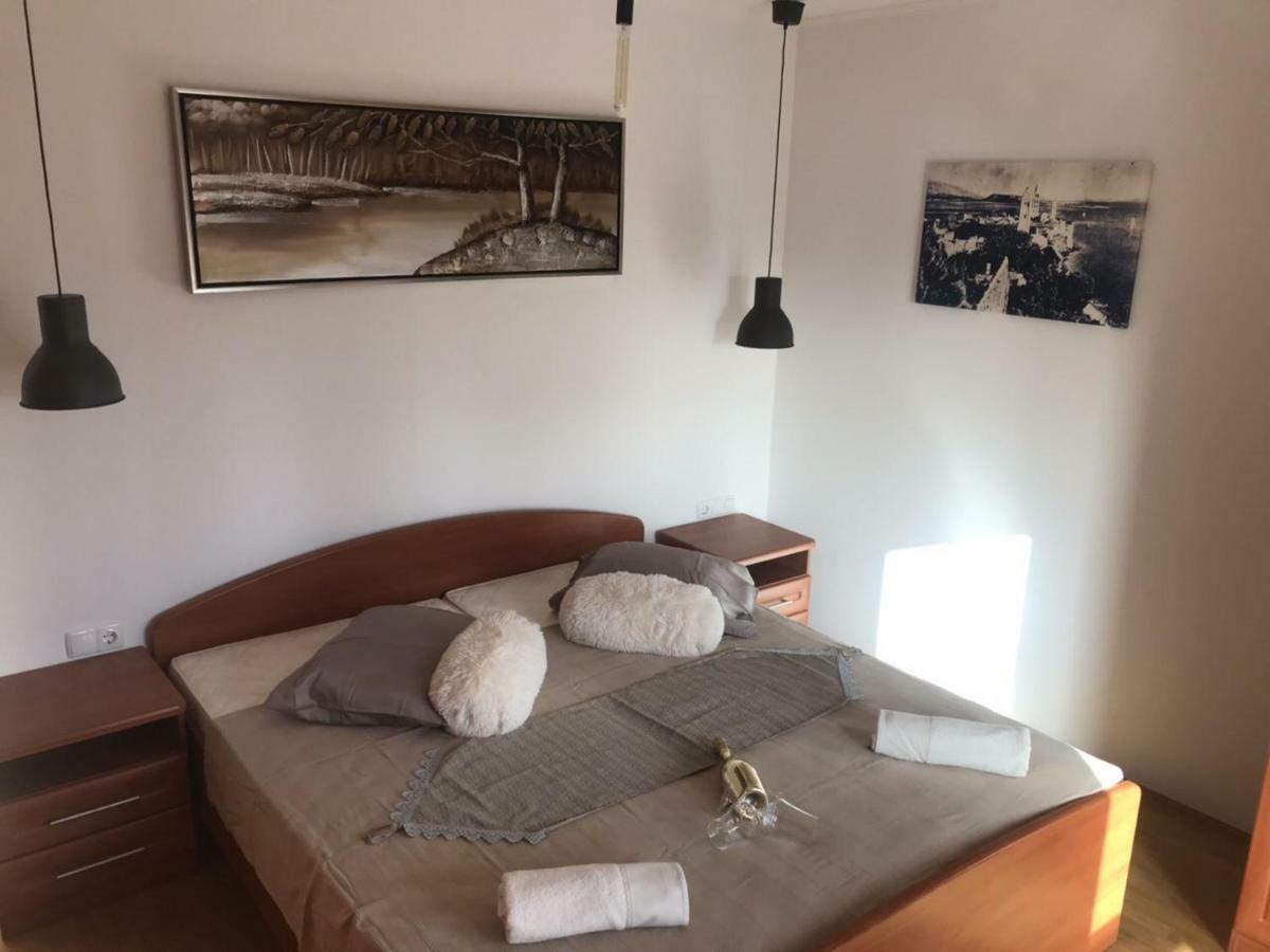 Apartment Beg Rab Town Luaran gambar