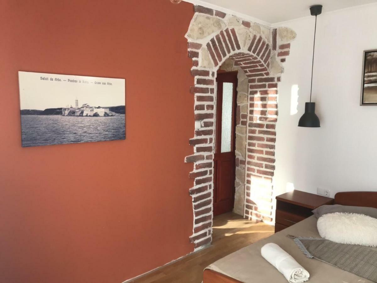 Apartment Beg Rab Town Luaran gambar
