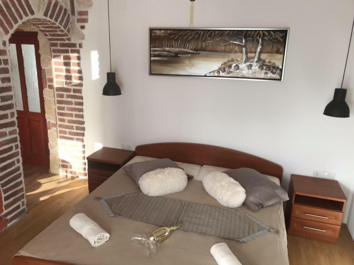 Apartment Beg Rab Town Luaran gambar