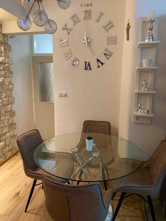 Apartment Beg Rab Town Luaran gambar